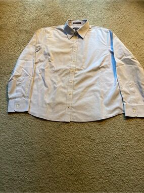 Women’s size 14 petite land in shirt
